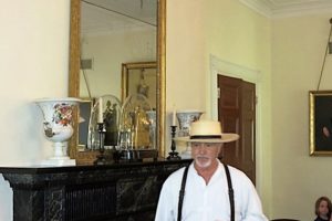 Bob, our costumed, well-informed tour guide at Oak Alley.