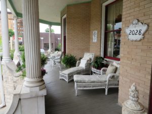 Large verandah perfect for watching the world go by.